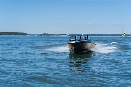 Катер Buster XXL V Max Edition